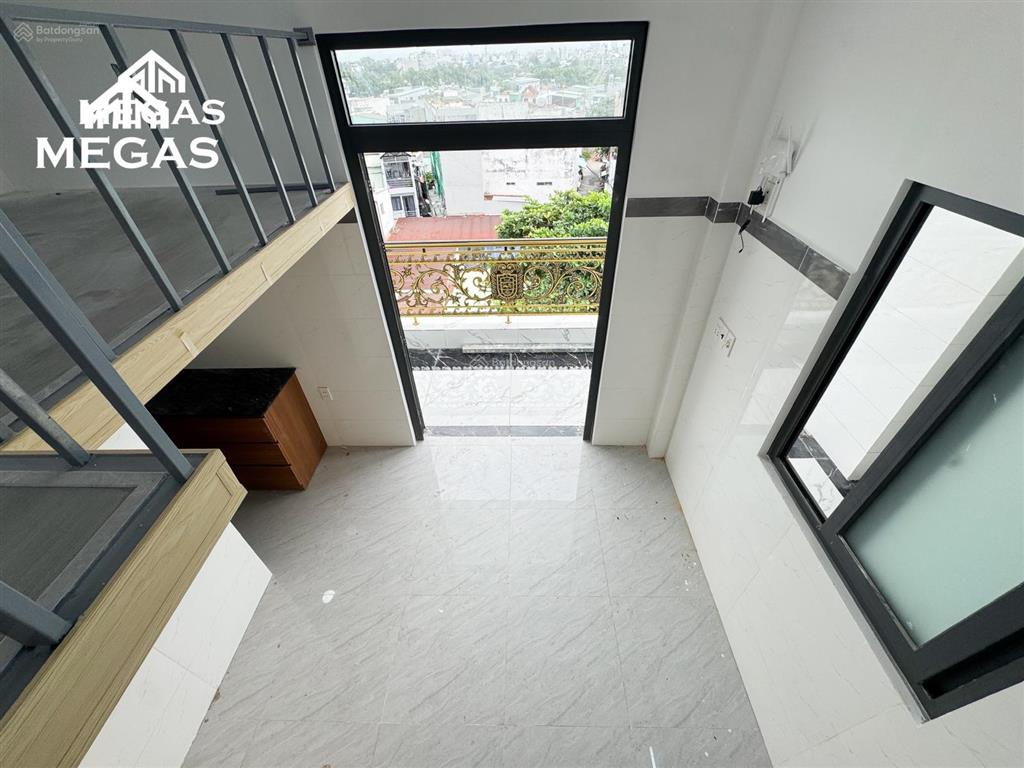 Căn hộ ban công  gác cao  full nội thất  đi bộ đến đại học vlu  nhà mới 100%