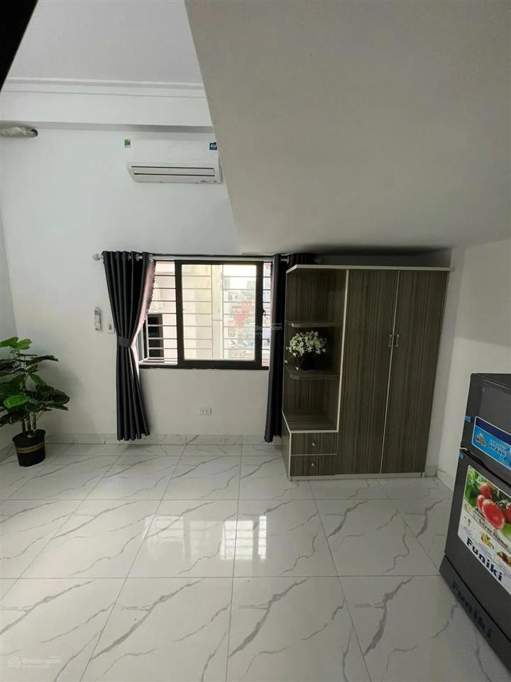 Cho thuê phòng cửa sổ thoáng  full nội thất  ngay dương quảng hàm  emart phan văn trị