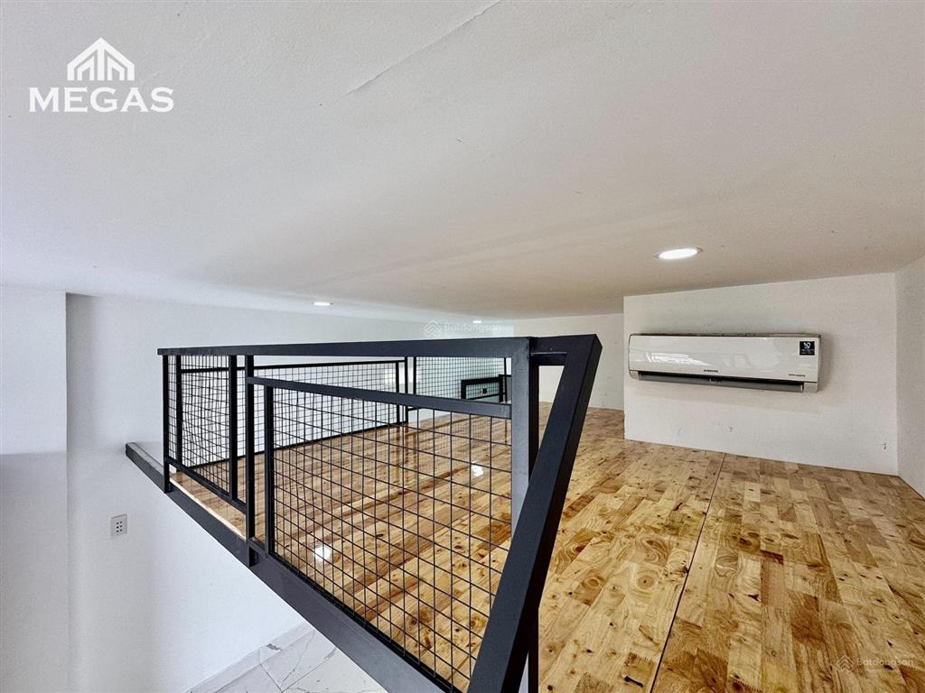 Cho thuê phòng rộng 30m2  full nội thất  ngay công viên làng hoa