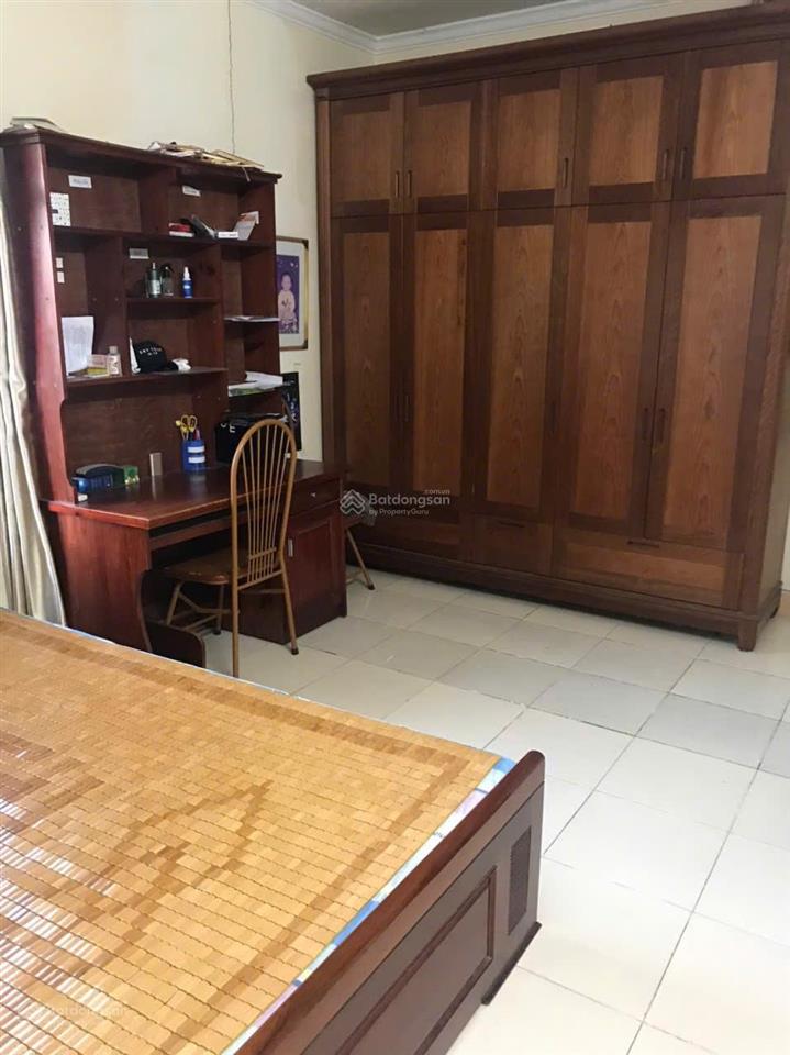 Chính chủ cho thuê căn hộ tập thể tầng 4  dt 80m2  khu tt quân đội  ngõ 120 hoàng quốc việt