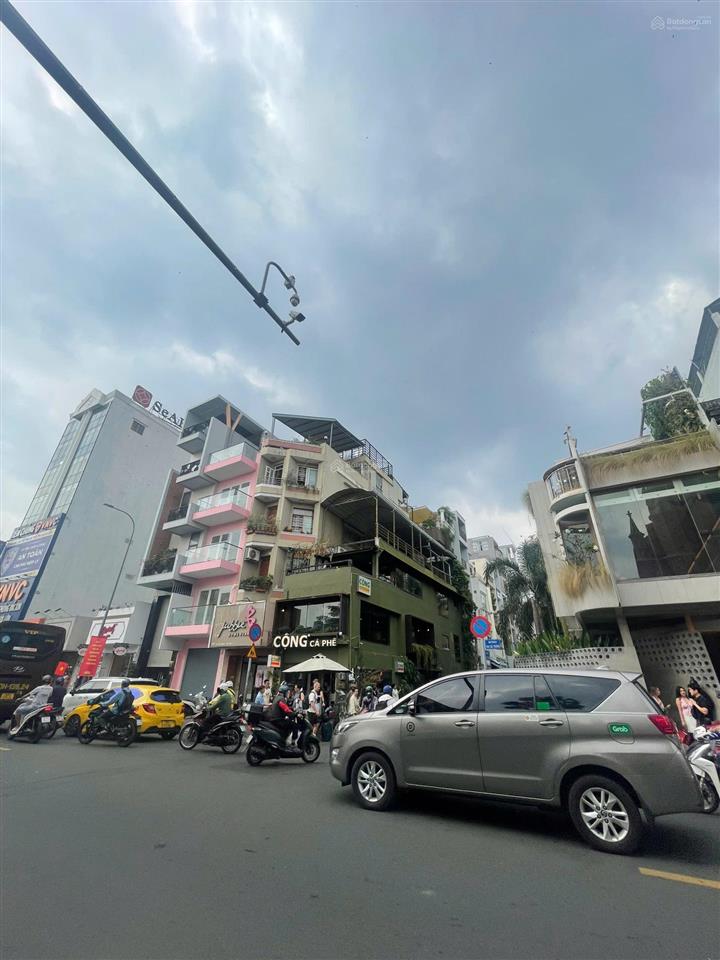 Cc bán nhà khan hiếm mt điện biên phủ  phan ngữ, quận 1  dt 5,8 x 18  4 tầng  giá chỉ 37 tỷ