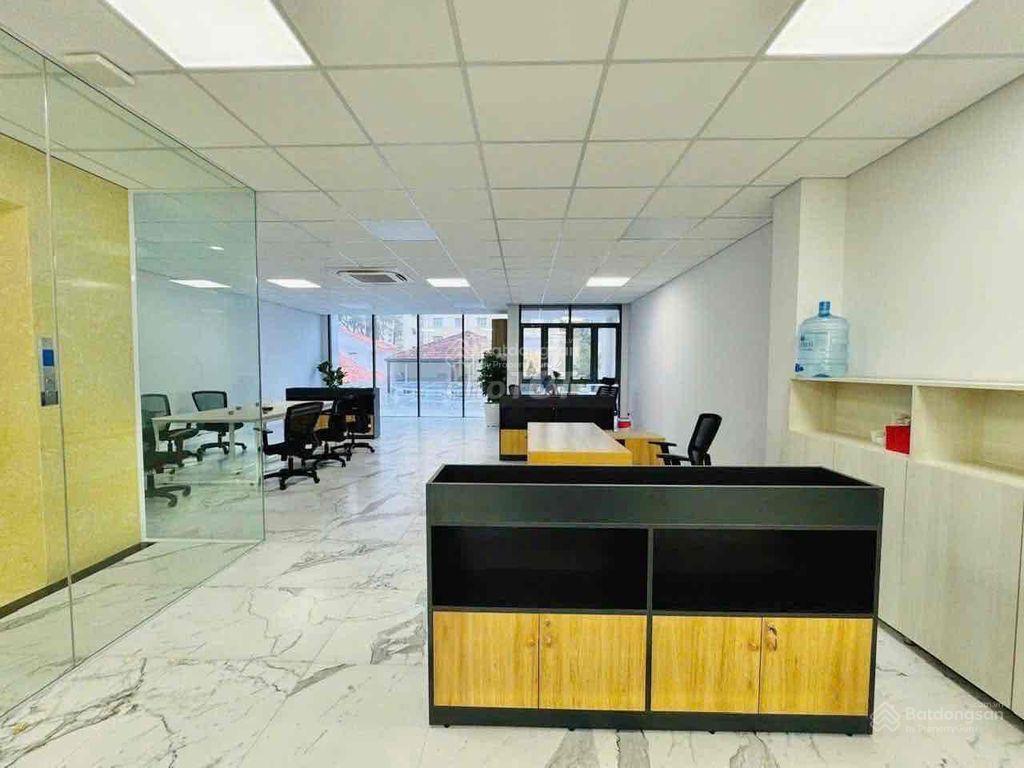 Hoa hậu số một! bán mặt tiền hoa phượng, q. pn  dt 8 x 20m hầm 5tầng  hđt 165tr/th  giá 45tỷ