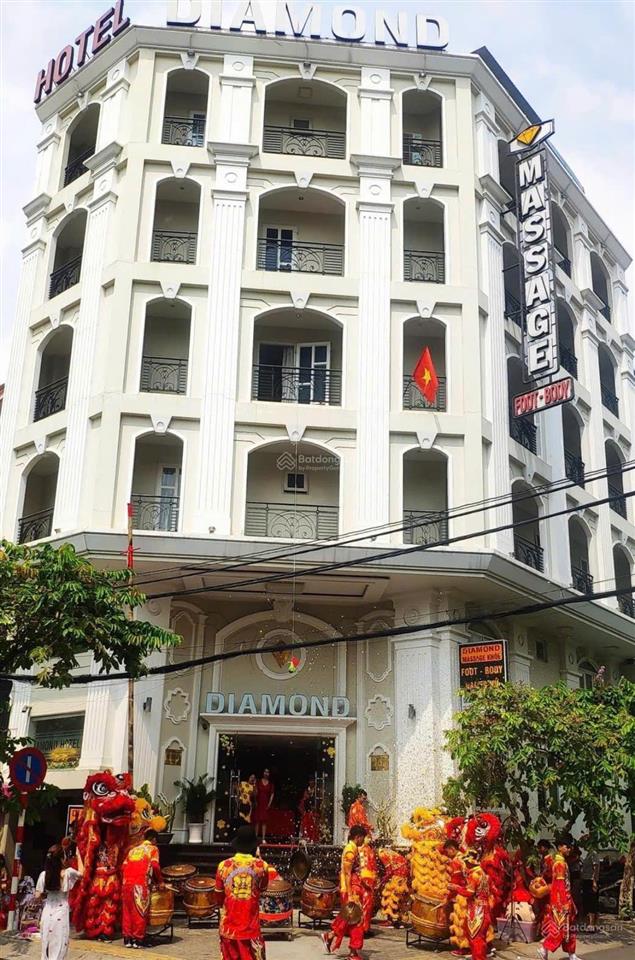 Cc cần bán mt nguyễn thị minh khai, quận 3  dt(12,5x10) hầm 7tầng  hđ thuê 170triệu/th  giá 53tỷ