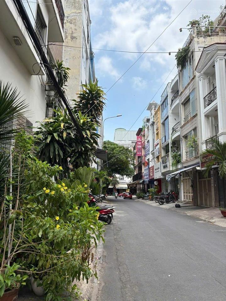Nổi bật khu mặt tiền đường hoa lan ngay khu phố ẩm thực phan xích long  giá chỉ 22 tỷ