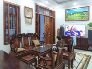 Bán nhà cách mạng tháng 8, dt 55m2  4tầng  hẻm xe hơi tránh gần bv thống nhất  nhỉnh 10 tỷ