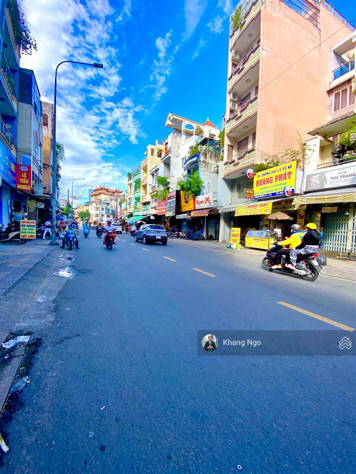 Bán nhà quận 3 đường cách mạng tháng tám, 70m², ngang lớn 7m gần tô hiến thành  9 tỷ