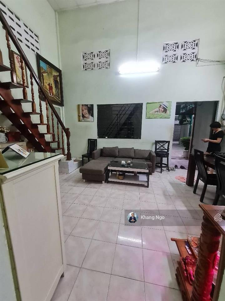 Bán nhà quận 3 đường cách mạng tháng tám, 70m², ngang lớn 7m gần tô hiến thành  9 tỷ