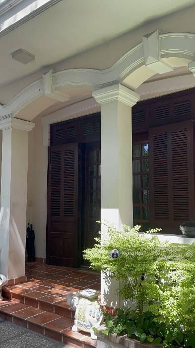 Bán biệt thự cổ phố võ thị sáu q.3, 340m², ngang lớn 16m, góc trương định gần thành uỷ hcm  168 tỷ