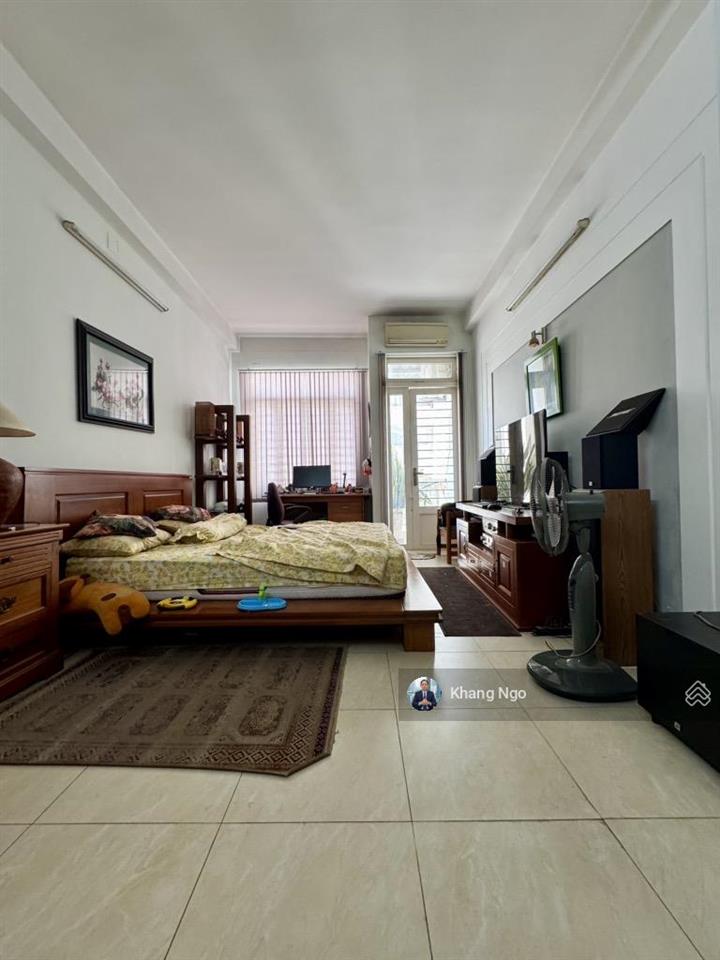 Bán nhà trần quang diệu quận 3 52m2 ngang rộng 4m, 5 tầng  9 tỷ