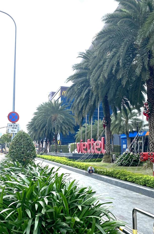 Bán nhà cách mạng tháng tám quận 3 đối diện tòa nhà viettel, 65m² ngang 4.3m  7.7 tỷ