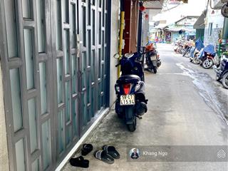 Bán nhà cách mạng tháng tám quận 3 đối diện tòa nhà viettel, 65m² ngang 4.3m  7.7 tỷ