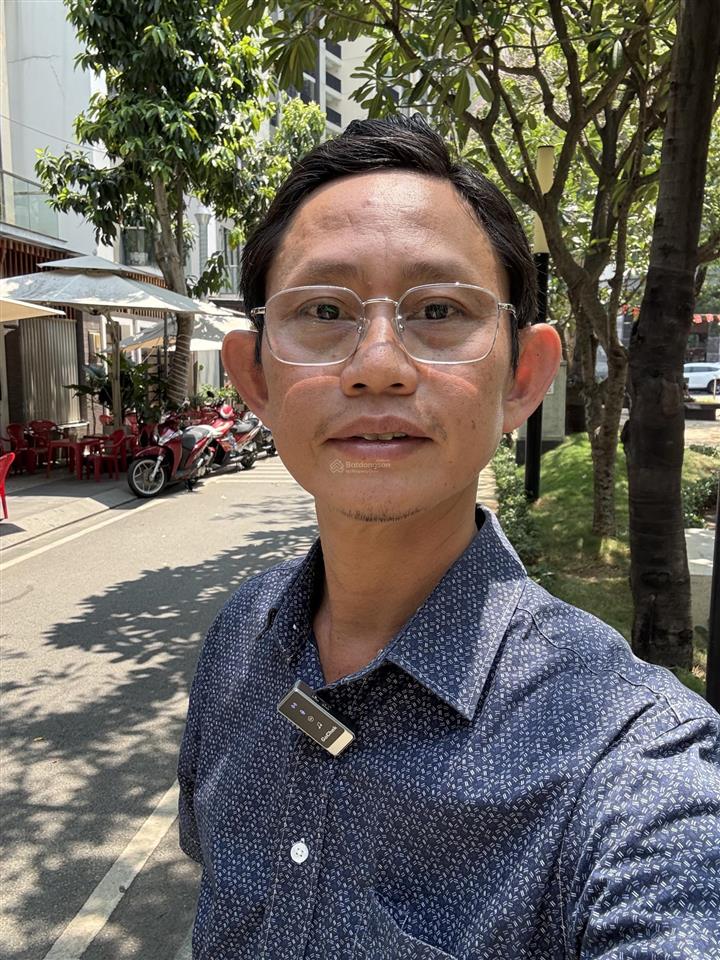 Nhà đẹp 4 tầng 48m  ngang lớn 4m sát mặt tiền q.pn  nhỉnh 11ty