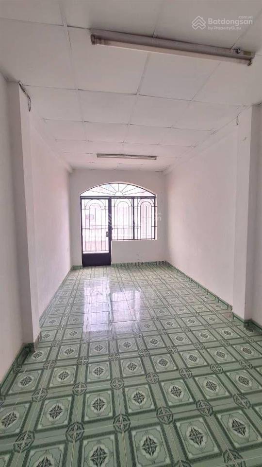 Hxh tới nhà  46m ngang 3m  4pn  7.2 tỷ (ở gia đình rất ổn  trung tâm quận 3)