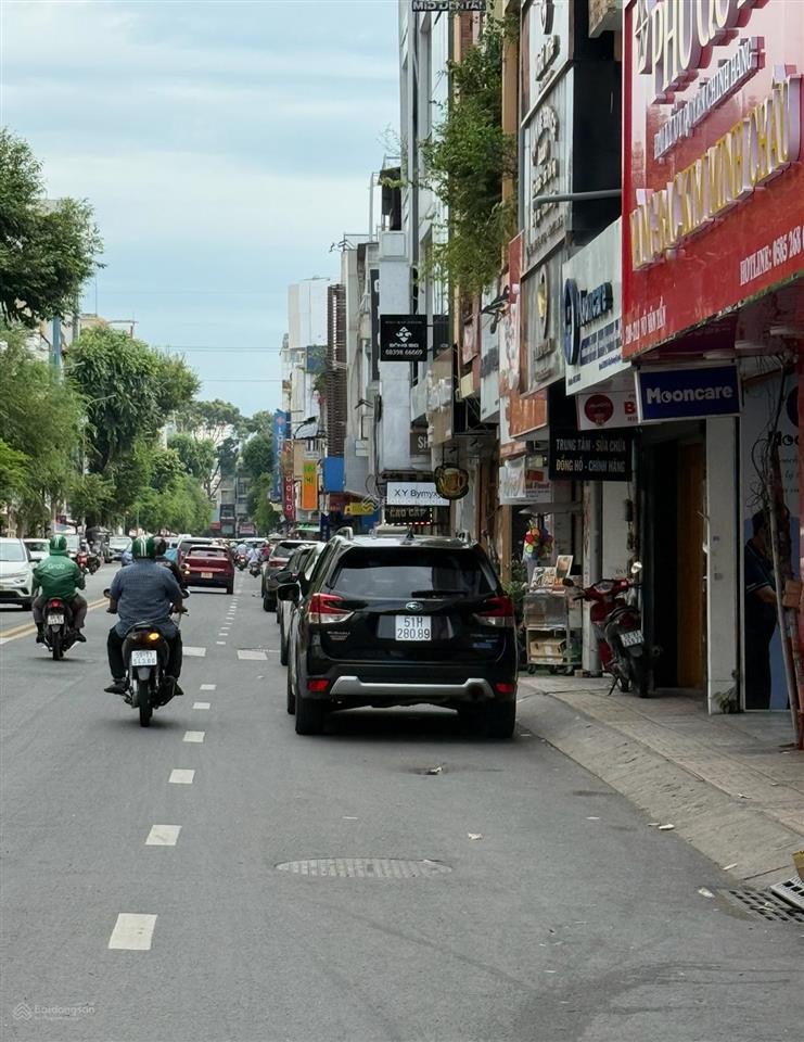 Tôi cần bán nhà sát hẻm ô tô đường võ văn tần 37m2 ngang 4.1m, dài 9m  giá 7.5 tỷ (tl)