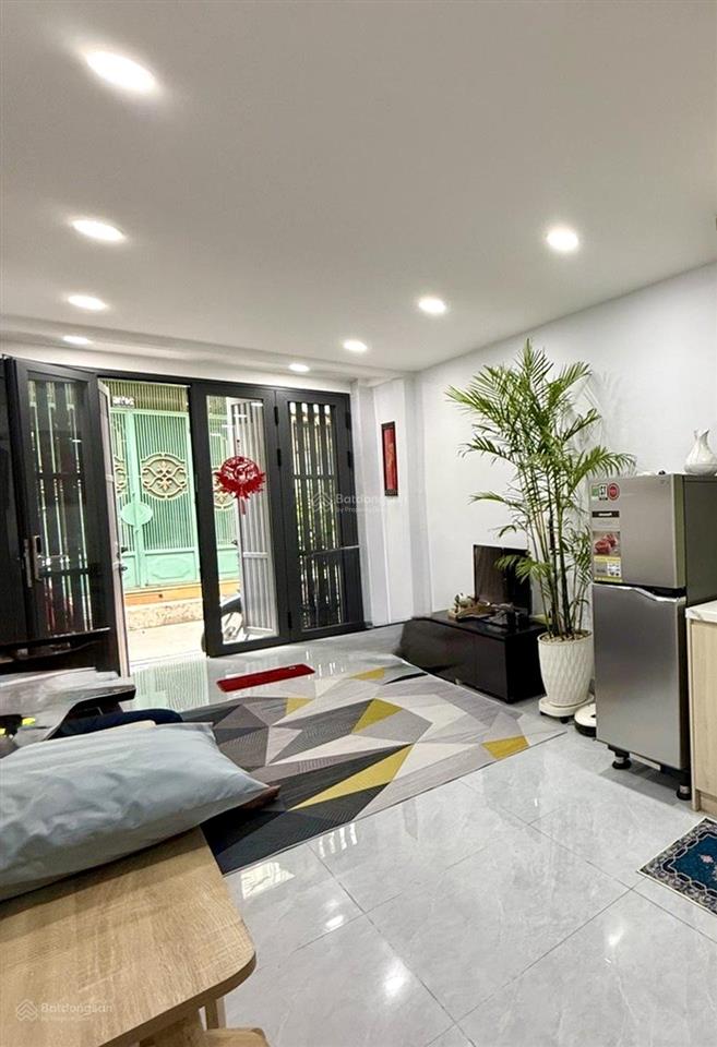 Trần hưng đạo 30m2 3 tầng full nội thất đẹp  7,45 tỷ