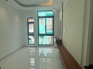 Trần hưng đạo 28m2 4 tầng, nt đẹp  6.9 tỷ