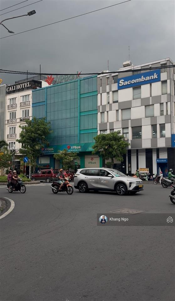 Bán nhà phan xích long 50m2 4 tầng gần bv hoàn mỹ  7,8 tỷ