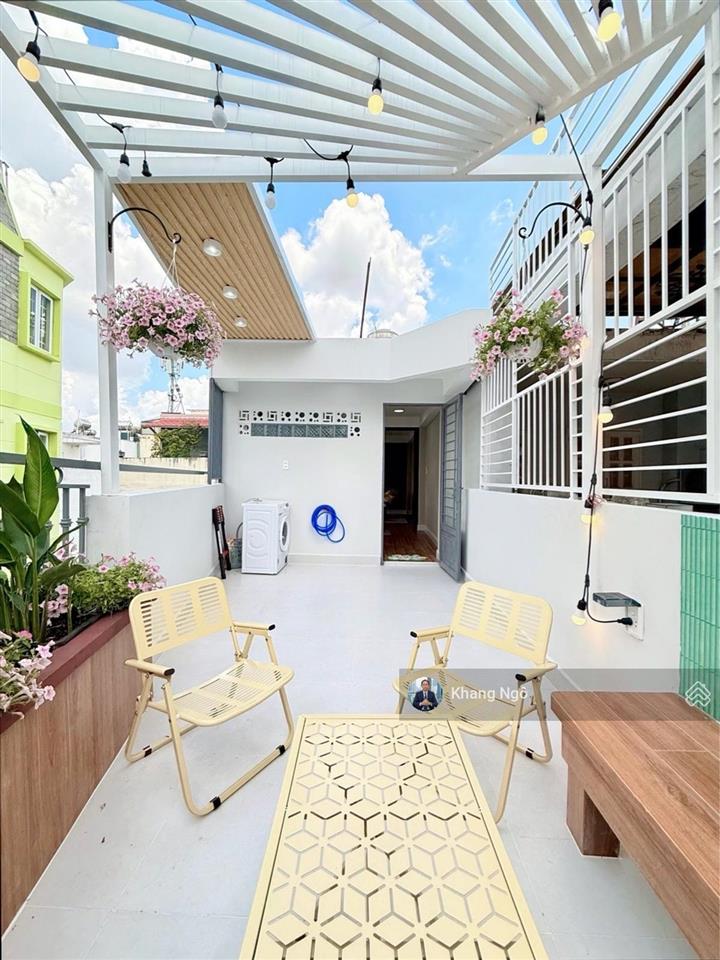 Nhà mới 4 tầng full nội thất đẹp 50m2 đường cô giang (sát tân định q1)  9,5 tỷ