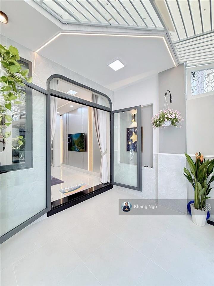 Nhà mới 4 tầng full nội thất đẹp 50m2 đường cô giang (sát tân định q1)  9,5 tỷ