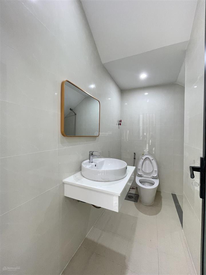 Nhà phố căn góc gần khu weyyo siêu đẹp the global city