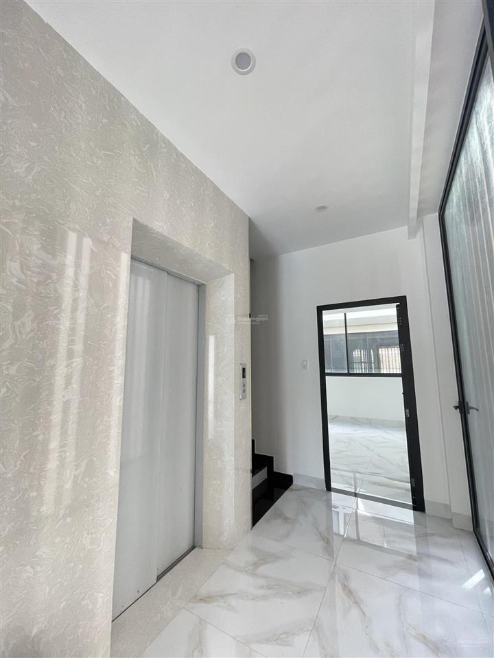 Nhà phố căn góc gần khu weyyo siêu đẹp the global city