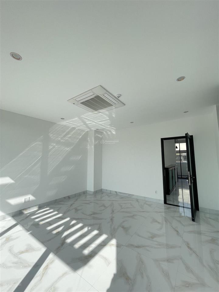 Nhà phố căn góc gần khu weyyo siêu đẹp the global city