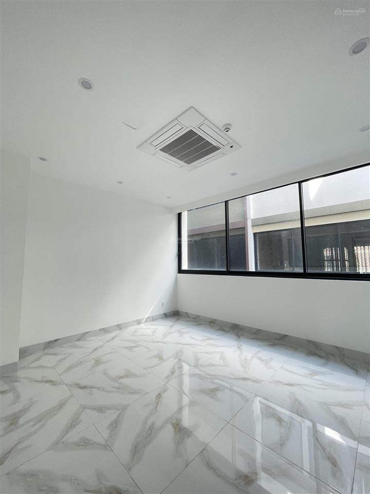 Nhà phố căn góc gần khu weyyo siêu đẹp the global city