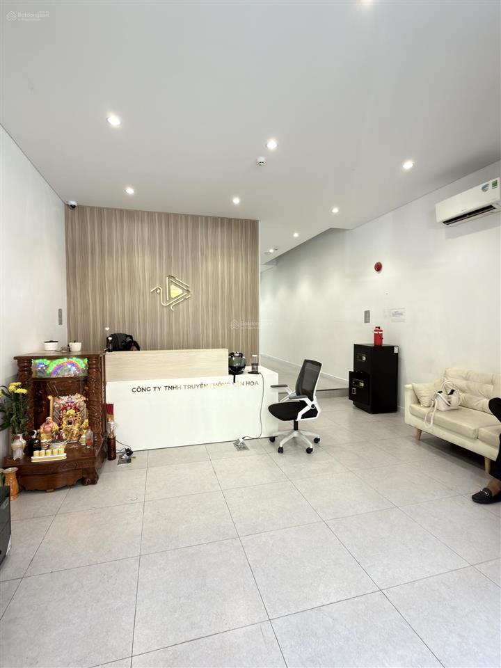 Cho thuê nhà phố soho global city quận 2