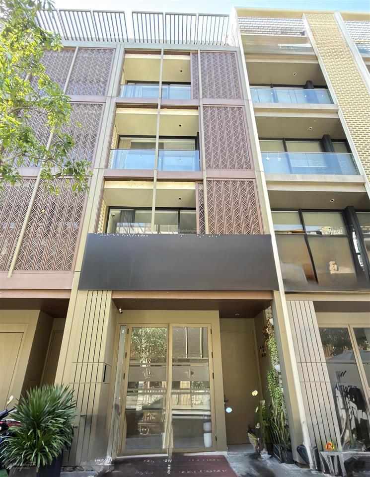 Cho thuê nhà phố soho global city quận 2