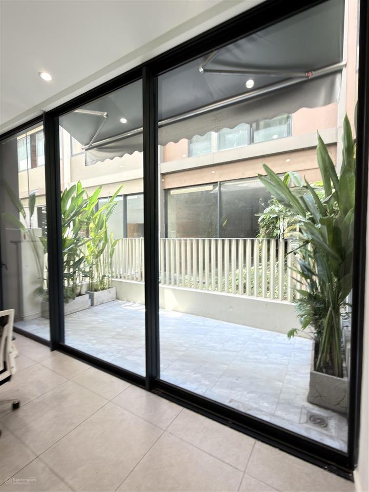 Cho thuê nhà phố soho global city quận 2