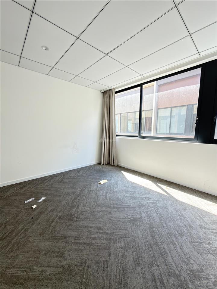 Cho thuê nhà phố soho global city quận 2