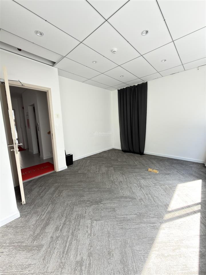 Cho thuê nhà phố soho global city quận 2