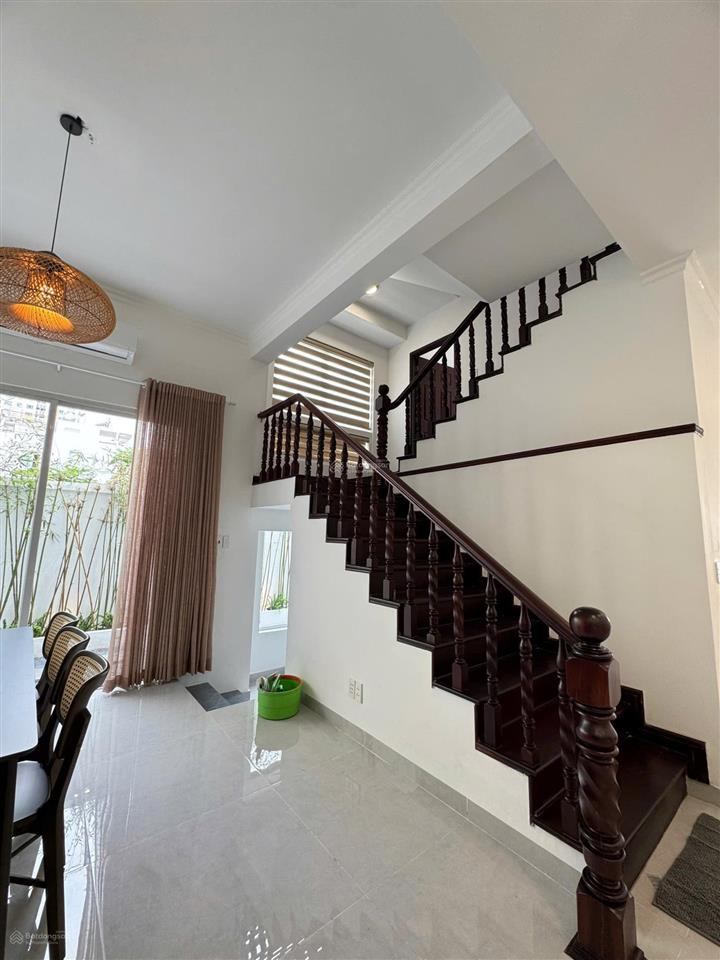 Cho thuê biệt thự mới 100% thảo điền
