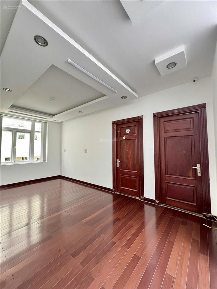 Cho thuê biệt thự hồ bơi nguyễn văn hưởng, thảo điền
