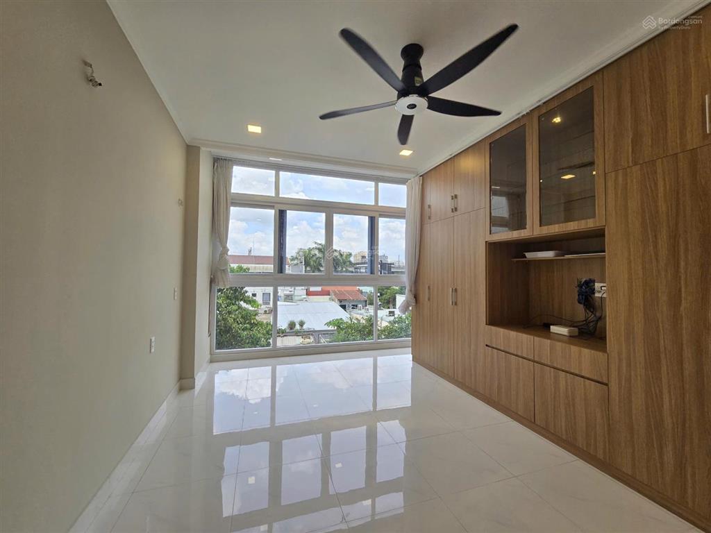 Cho thuê nhà mặt tiền đường số 9 thảo điền