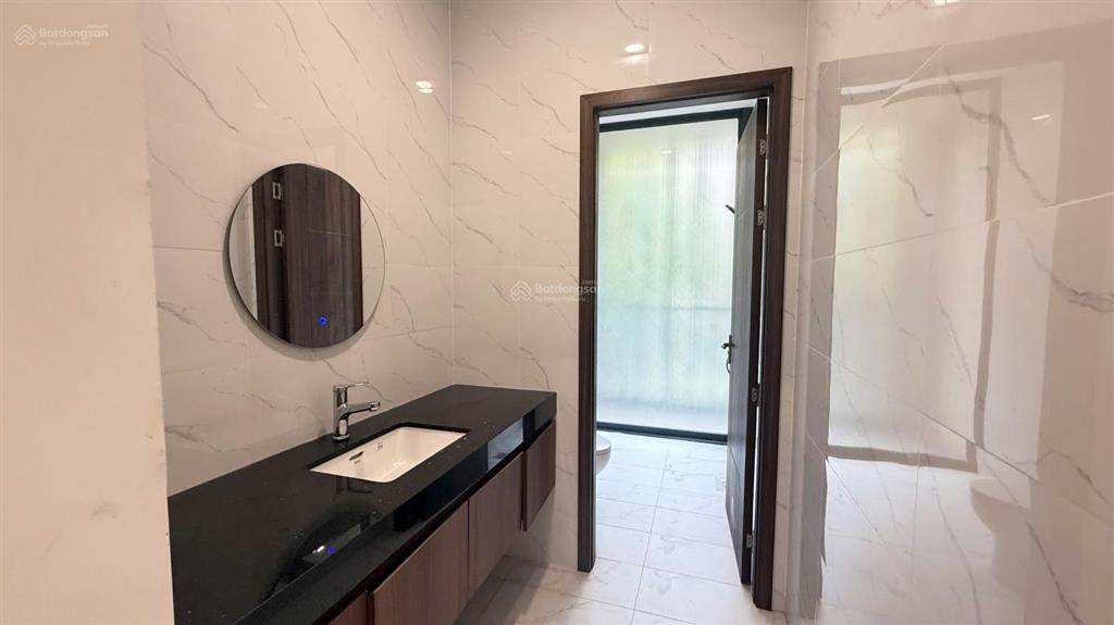 Cho thuê nhà phố soho global city đường n3d