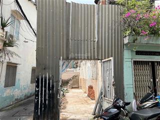 Cần bán gấp căn nhà nát đường trần hưng đạo dt 38m2. giá 8tỷ260  mr tuấn 0911 556 ***