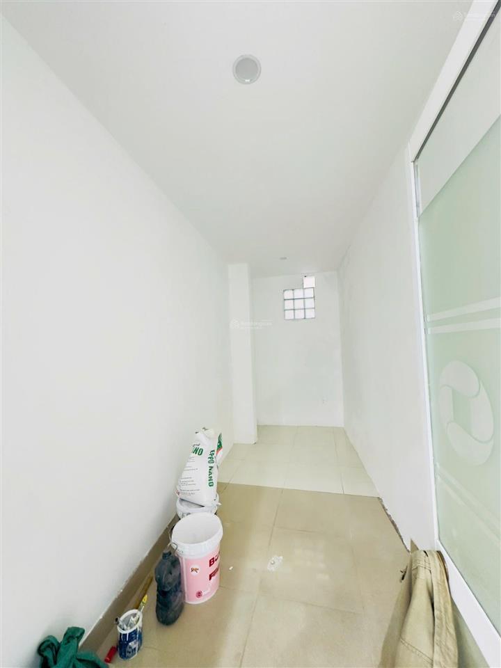 Bán nhà 3 tầng mặt tiền tôn đức thắng