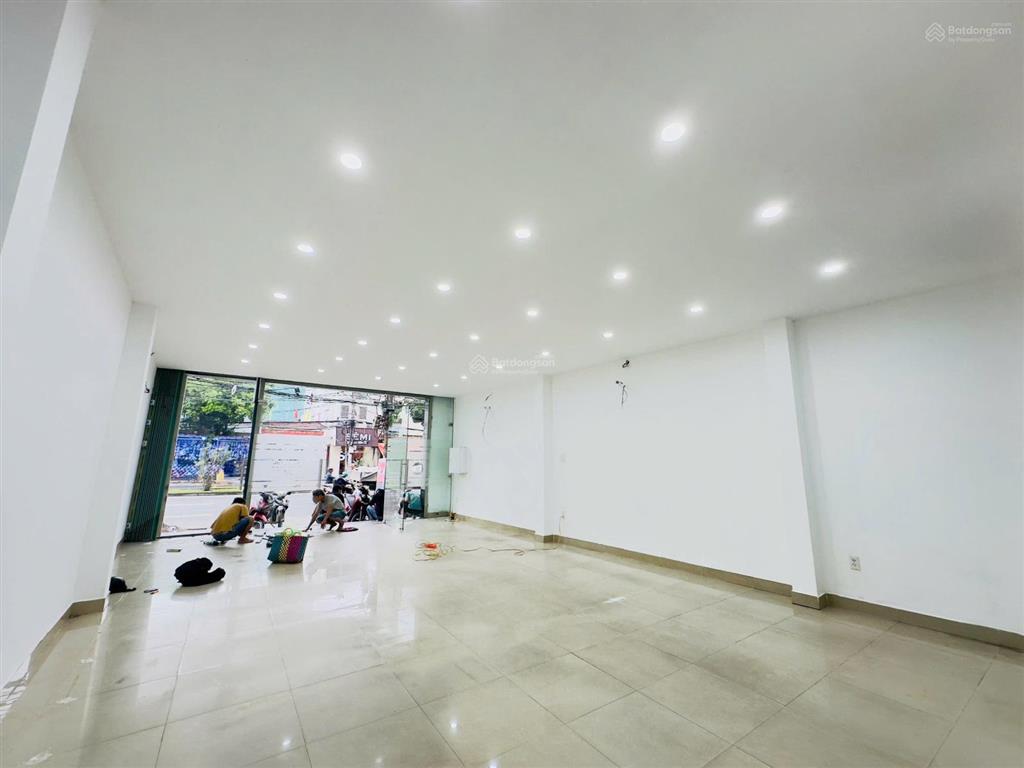 Bán nhà 3 tầng mặt tiền tôn đức thắng