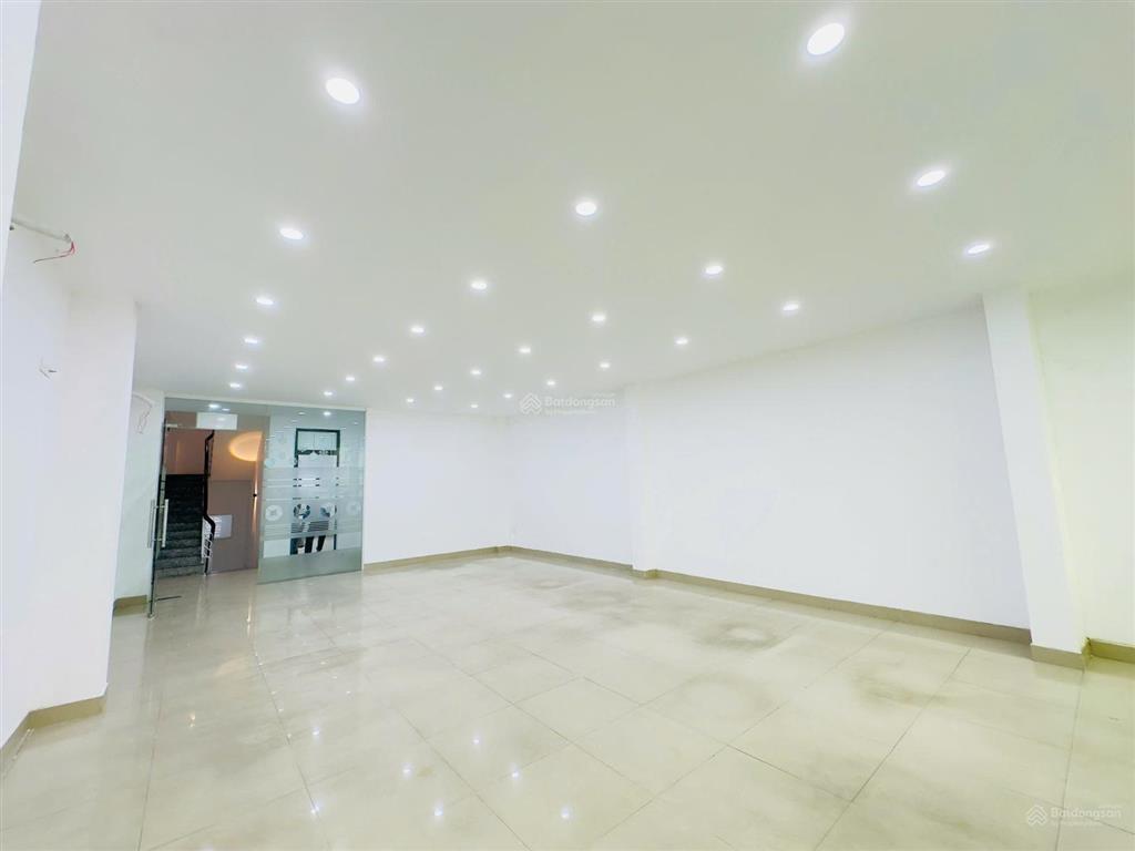 Bán nhà 3 tầng mặt tiền tôn đức thắng