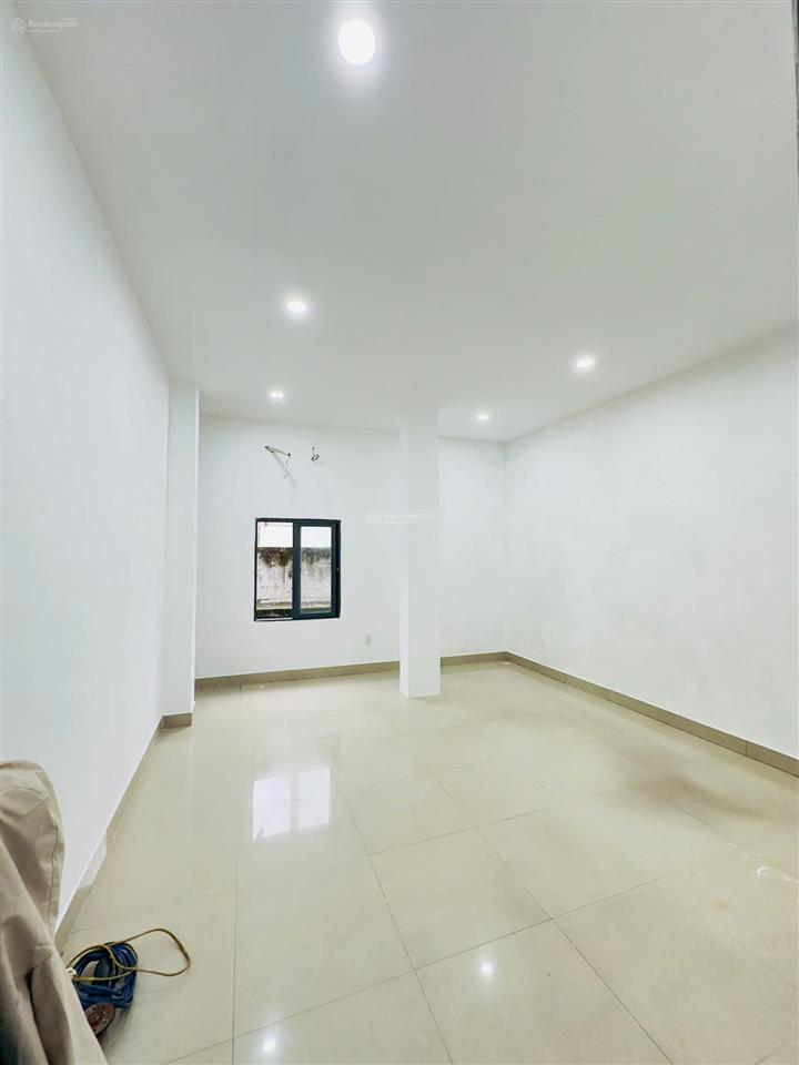 Bán nhà 3 tầng mặt tiền tôn đức thắng