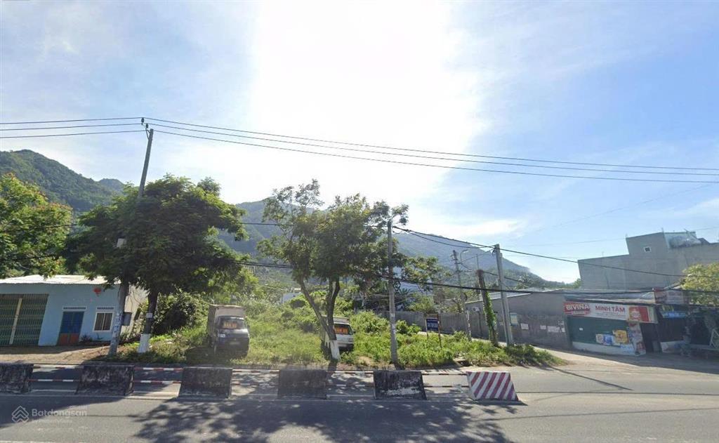 Bán lô góc 2 mặt tiền đường nguyễn tất thành  phước đồng  1072.2m2  ngang 24.7m  21 tỷ