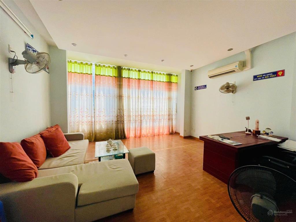 Bán nhà mặt tiền huỳnh thúc kháng  ngang 9.02  109,6m2  17 tỷ 5