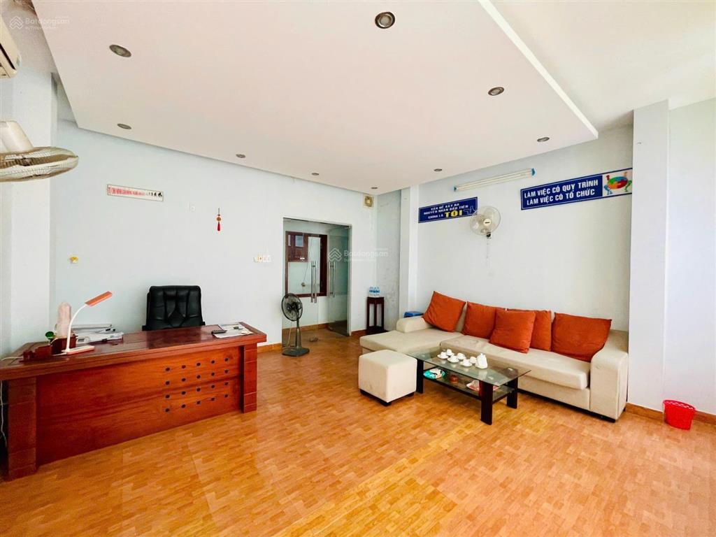 Bán nhà mặt tiền huỳnh thúc kháng  ngang 9.02  109,6m2  17 tỷ 5