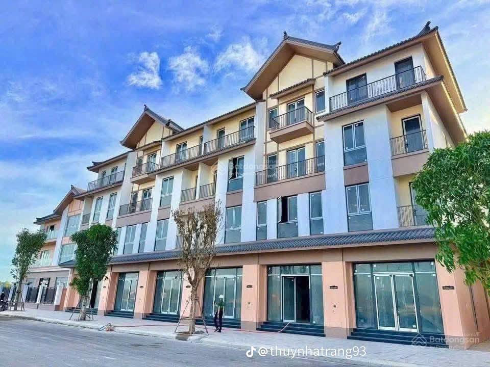 Biệt thự đơn lập 240m2  ngang 15  dtxd 367,4m2  đông bắc  33 tỷ 750  vinhomes pearl bay