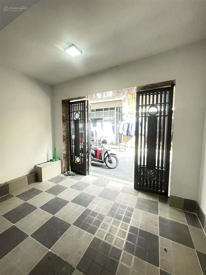 Bán nhà gấp trần thị cờ q1244m2 giá 5tỷ 050tr