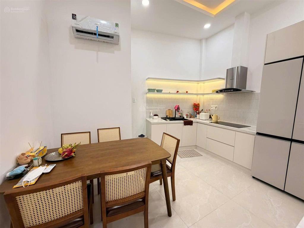 Bán nhà riêng âu cơ tân bình 40m2.giá 6.8tỷ