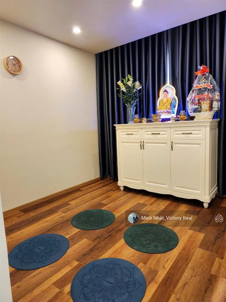 Bán gấp nhà phố để về quê 5 phòng ngũ, có gara ô tô, p.8, đà lạt