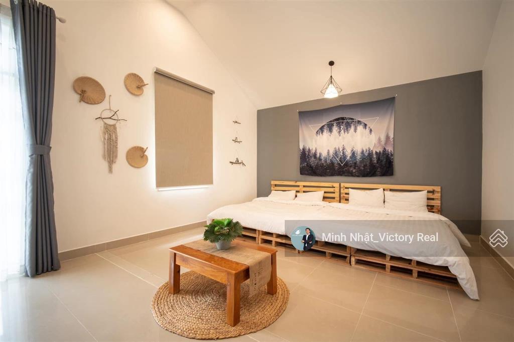 Villa đẹp ăn tết, 2 mặt tiền, cách trường đại học đà lạt 500m