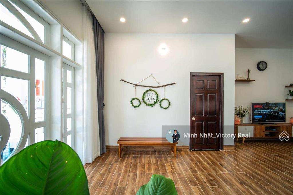 Villa đẹp ăn tết, 2 mặt tiền, cách trường đại học đà lạt 500m